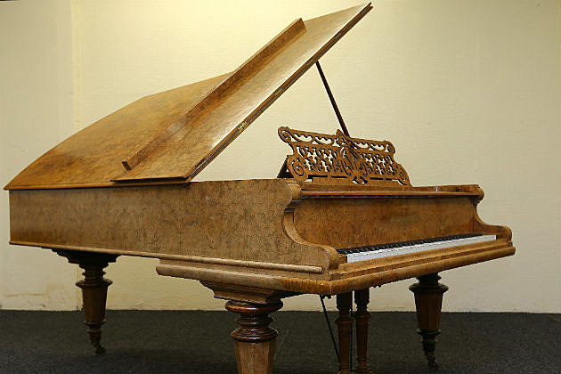 Look familair? It's the piano from "Help!"
