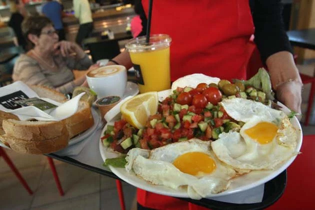 Rising Agricultural Costs Force Food Prices Higher